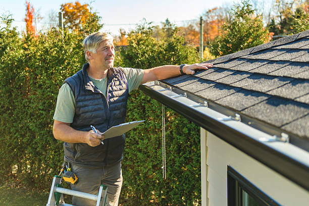 Professional Roofing technician working in Silvis, IL